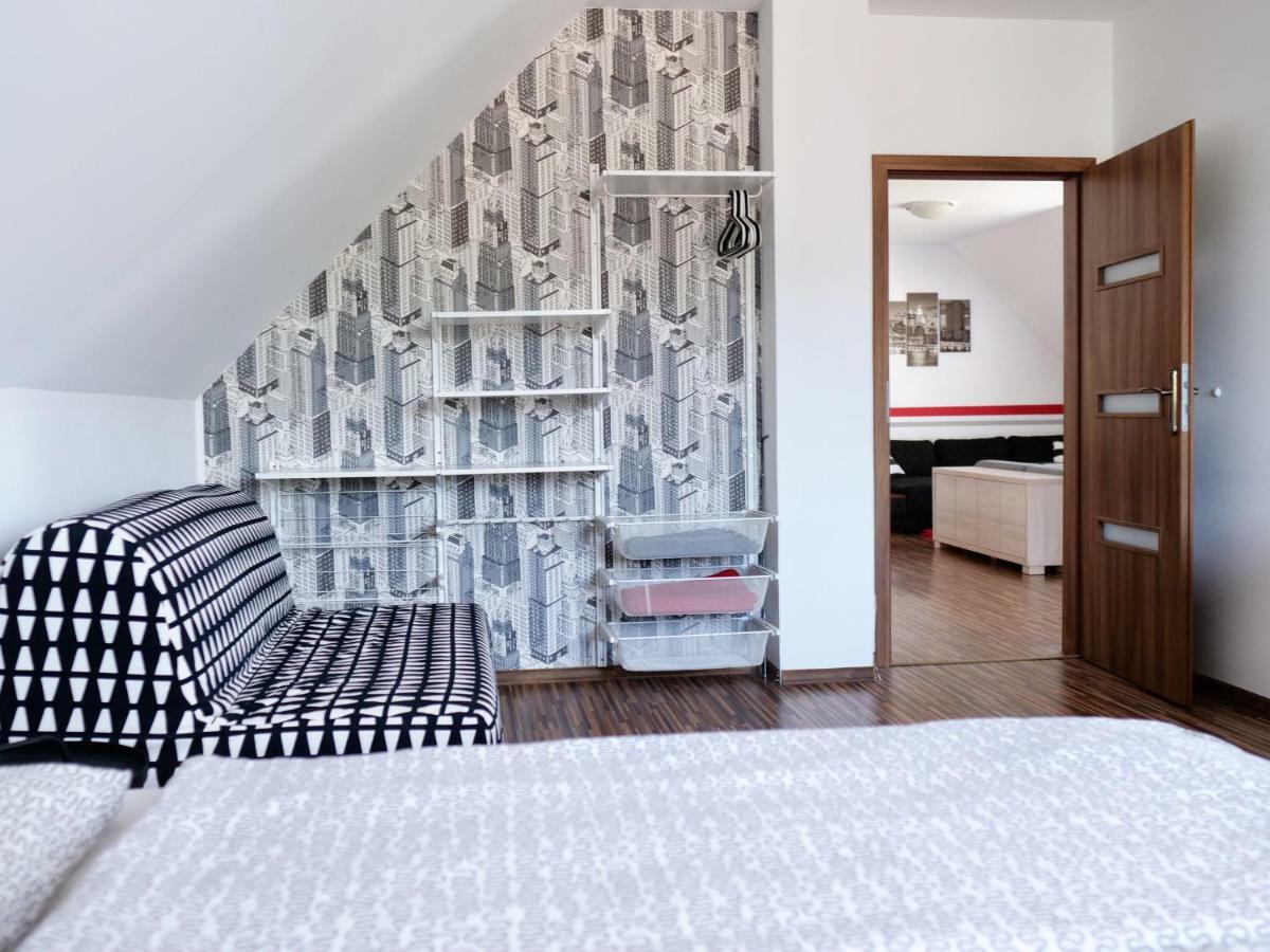 Rodinne Apartmany Alex & Gregor Bešeňová Eksteriør bilde